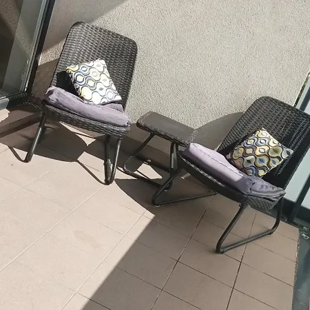 Centrum Z Tarasem Prywatny Parking * 普沃茨克